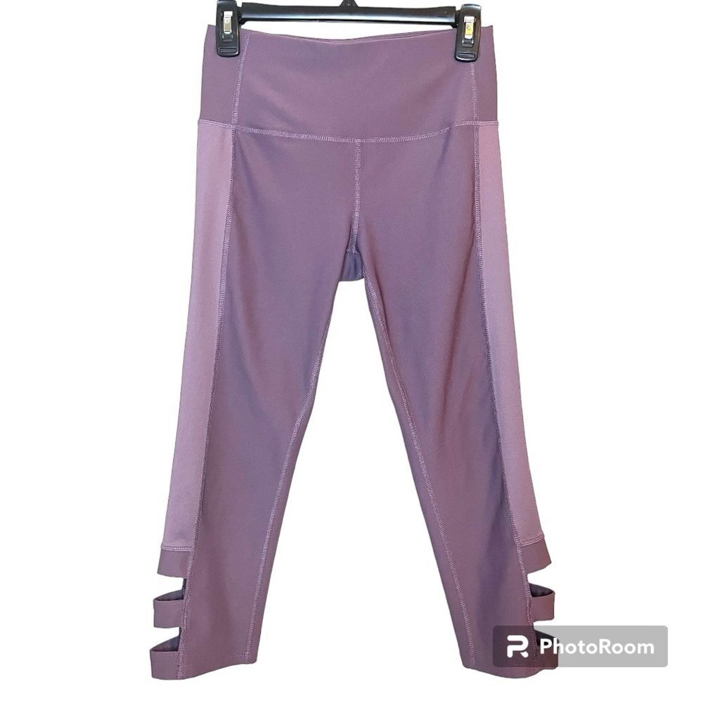 Apana Purple Workout Capri Leggings Size Small